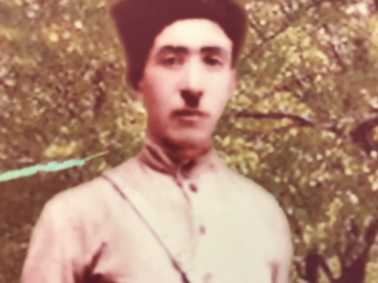 الله وردی آهور معروف به مهاجر